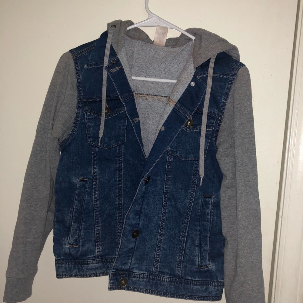 Jean jacket - Picture 2 of 2